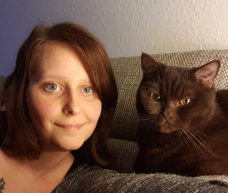 Selfie mit meinem kleinen Tiger!!! Er ist ja so süüüüüß oder findet