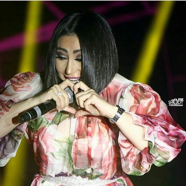 . : : : : : : : : #بوسي #بوسى