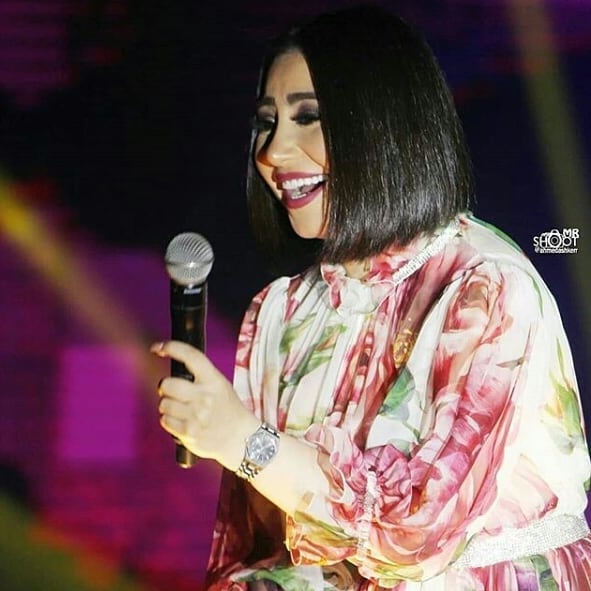 اضحكى ديما قمر : : : : : : : : #بوسي #بوسى
