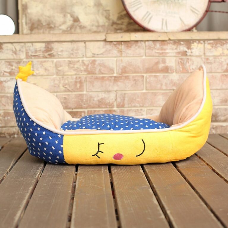 Luxury Cute Dog Bed 46.00 and FREE Shipping Tag a friend who would