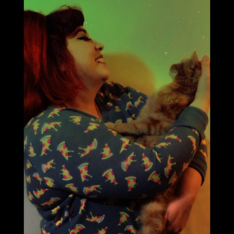 Have a magical Caturday . .