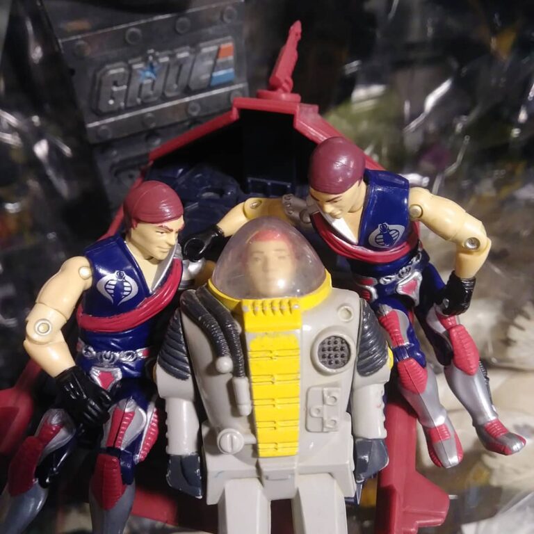 Tomax: “Are you Buzz Lightyear?” Xamot: “Do you know my dad?” Tomax:
